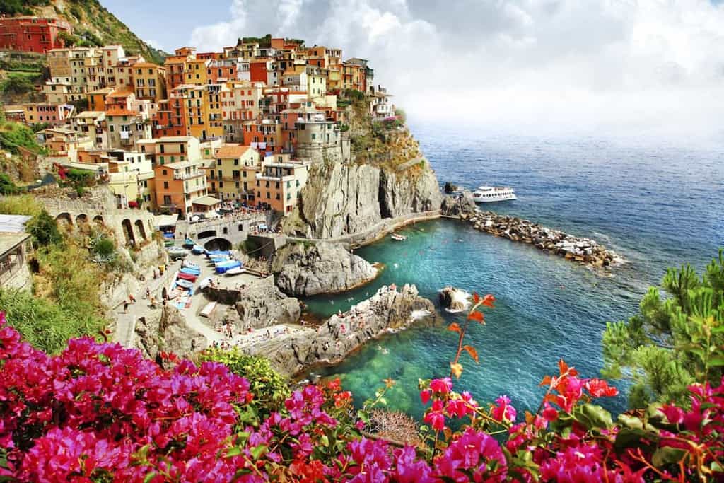Cinque Terre Wine Tasting: Travel Guide For 2024