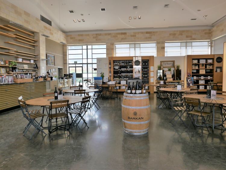 Barkan winery and visitor's center