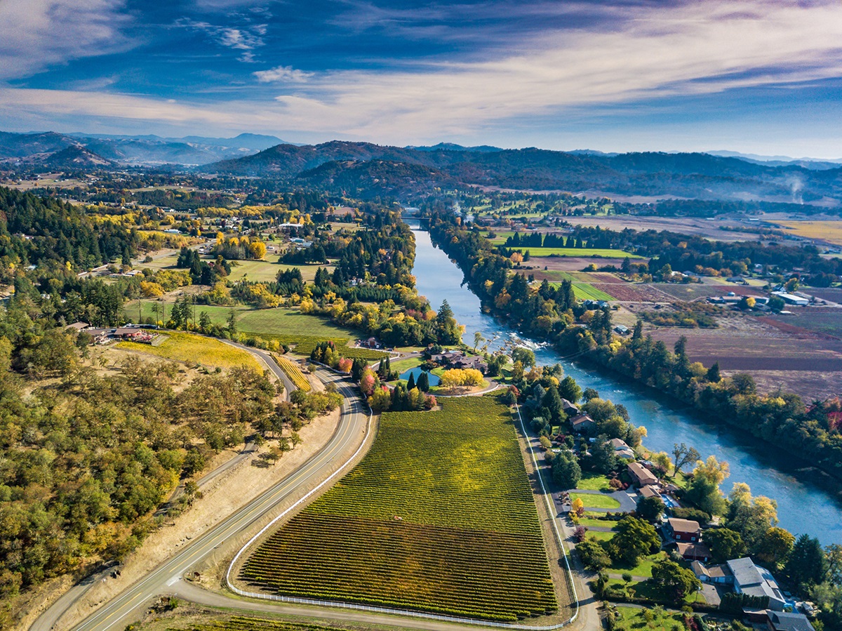 View of the Umpqua Valley wine region in Oregon from Cooper Ridge Vineyard